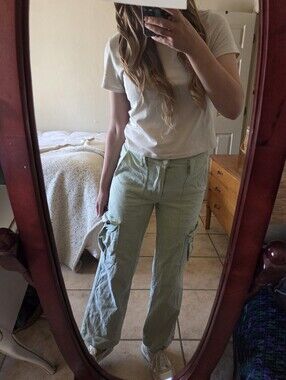 Women's Straight Leg Cargo Pants - Light Sage Size Xs